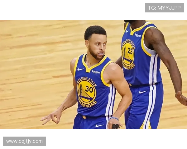 帕金斯建议库里招募字母哥加盟勇士